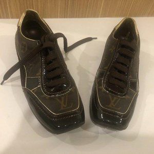 Louis Vuitton Monogram Sneakers